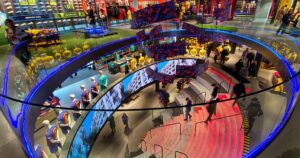 Vista interior de la tienda del FC Barcelona en Spotify Camp Nou